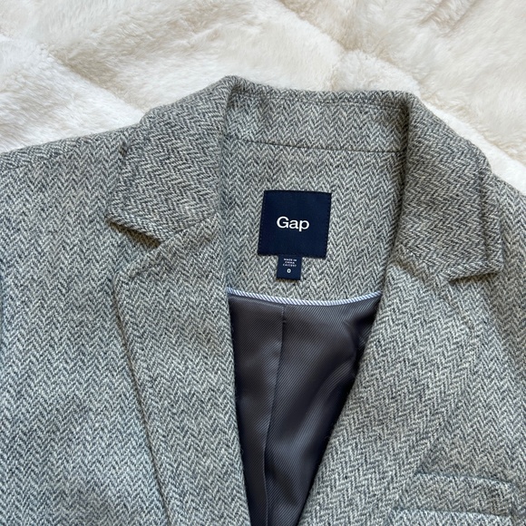 GAP 100% Wool Grey Tweed Fitted Two Button Blazer with Sewn Pockets - Picture 6 of 11